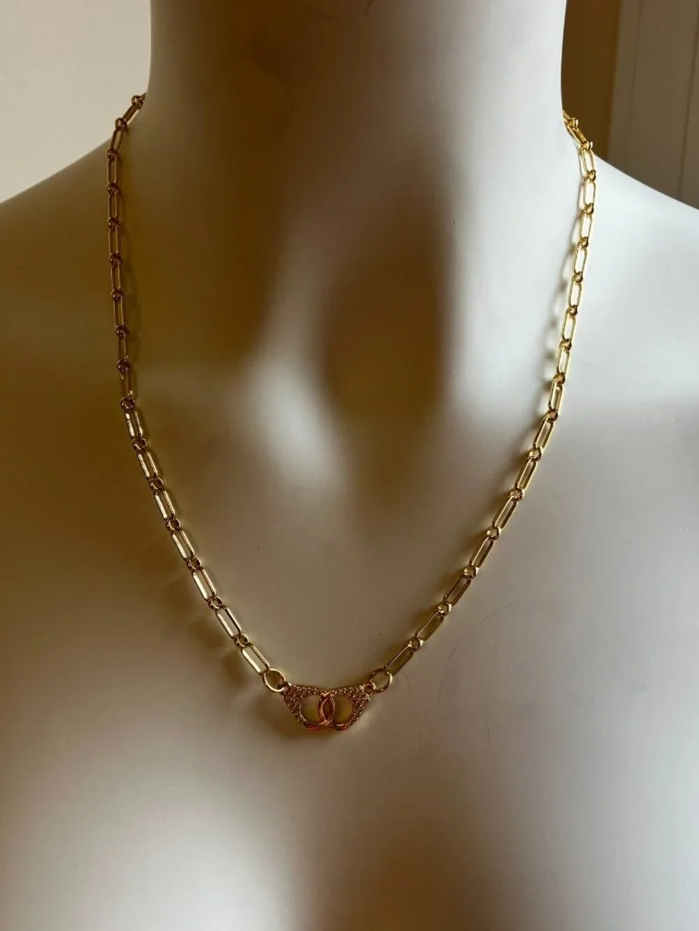 Unique Real 18k Gold over Brass Paperclip Chain + Hand cuffs Pendant 18-in NEW